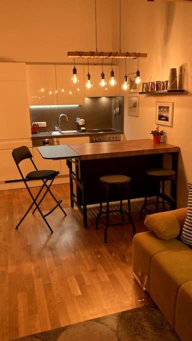 Apartment Hucklehaus Aich  Buitenkant foto