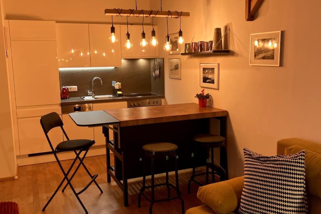 Apartment Hucklehaus Aich  Buitenkant foto